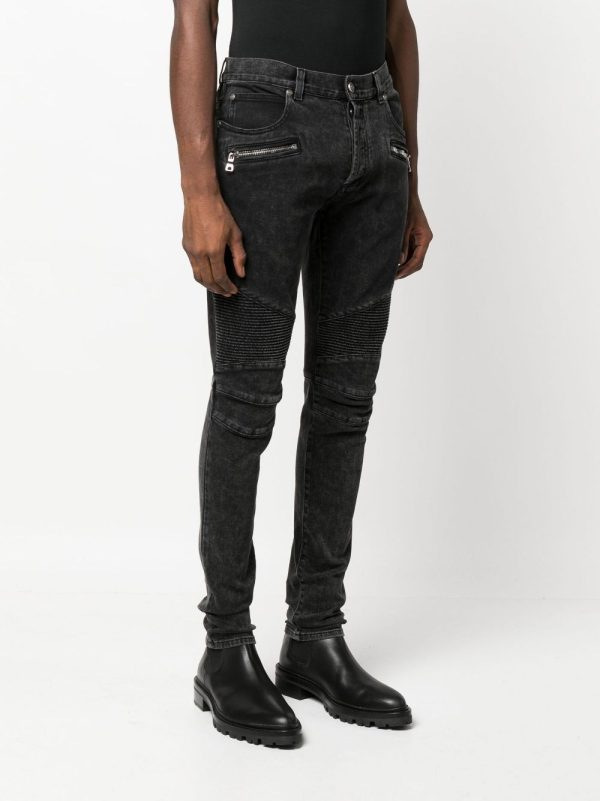 Logo-Patch Denim Jeans on Sale